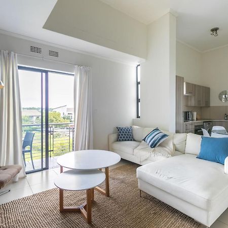 Modern Apartment In A Secure Golf Estate.Wifi Roodepoort Zewnętrze zdjęcie